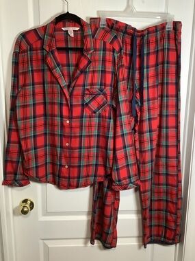 Victoria’s Secret Red Plaid Pajama Set - Classic Button-Up Top & Pants
